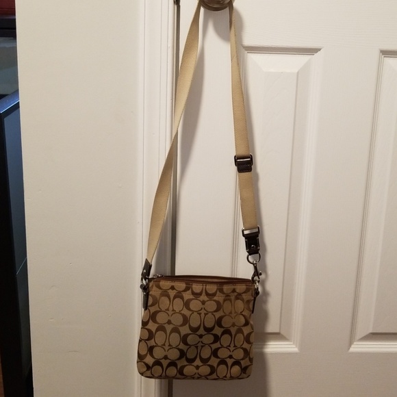 Coach Crossbody Purse - Picture 4 of 4